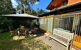 Houten Chalet/Bungalow In Het Bos, Sauna, Jacuzzi